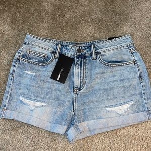Fashion Nova Aquamarine Dem Shorts. Never worn